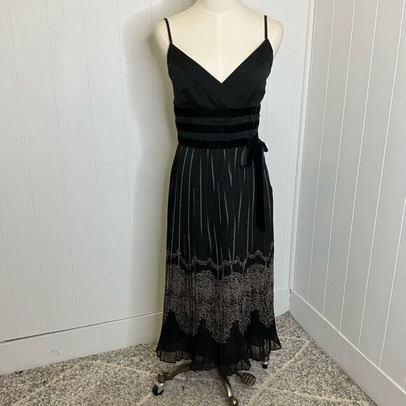 Ann Taylor Dresses & Skirts - Ann Taylor Loft Women's Size 4 Black Sleeveless Cocktail Eveningwear Midi Dress